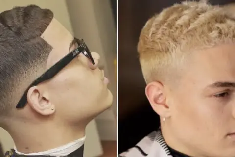 Deux hommes avec des coupes de cheveux ondulées. L'un a des cheveux bruns avec des vagues définies, l'autre des cheveux blonds clairs en cours de coupe. Apprenez comment onduler ses cheveux.